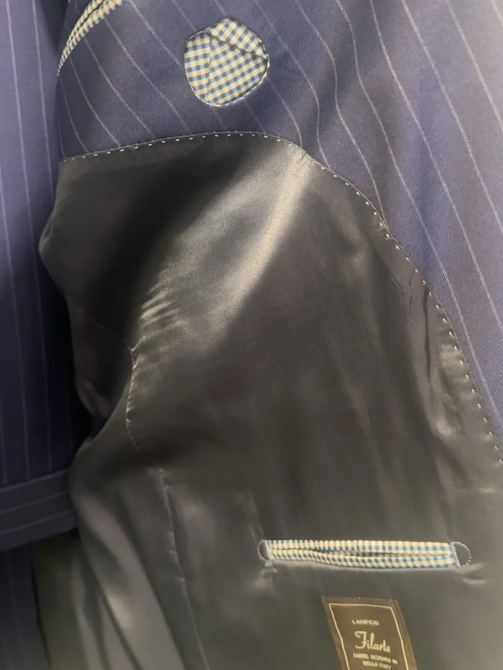 Paul Betenly ‘Florence’ Men’s Navy Pinstripe Suit with trousers.